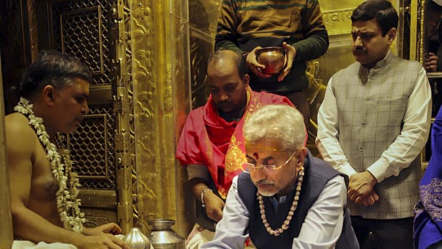 Modi Govt focused on restoring India's rich traditions: EAM Jaishankar in Varanasi