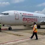 Air India की 78 फ्लाइट्स कैंसिल, अचानक Sick Leave पर गए सीनियर क्रू मेंबर्स